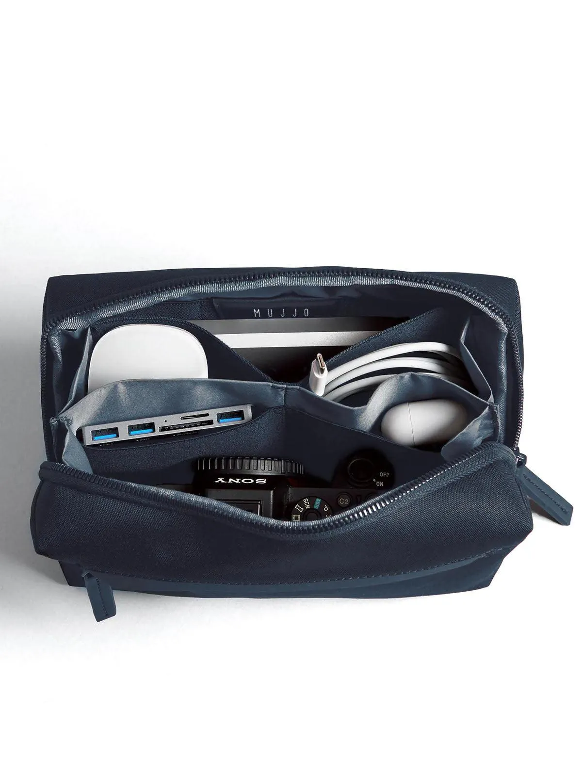 Mujjo Tech Case